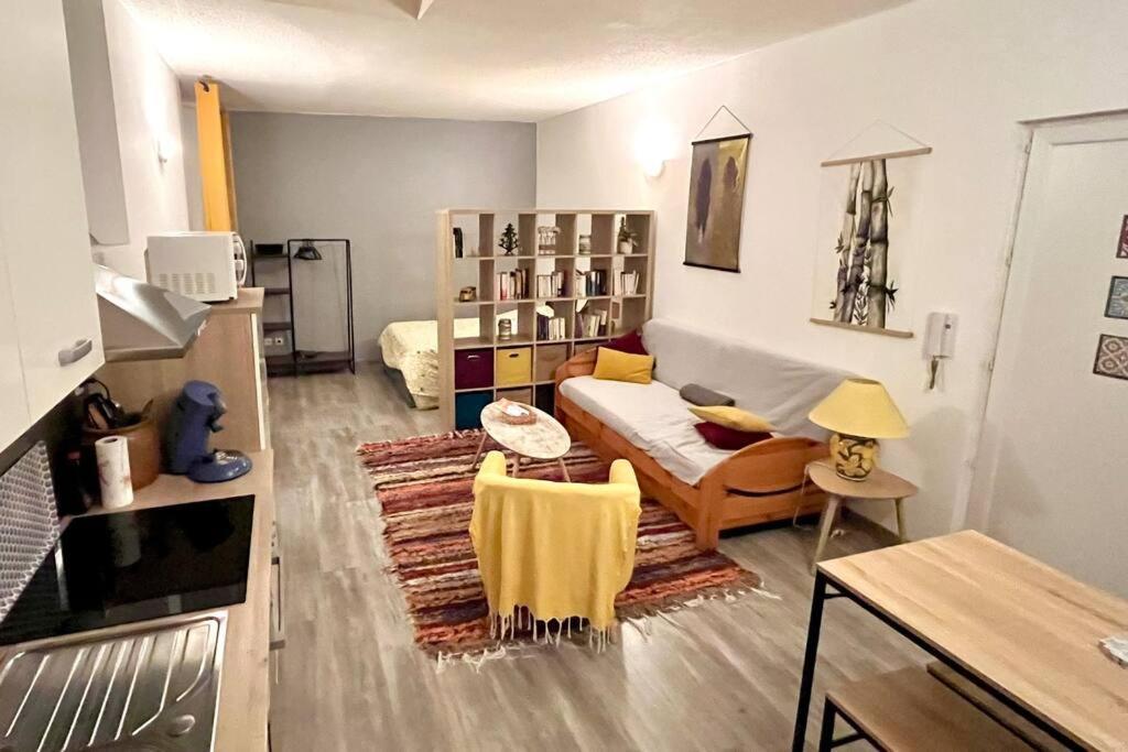 Апартаменты Le Cozy Center Wi-Fi Prest'Immo Нарбонна Экстерьер фото
